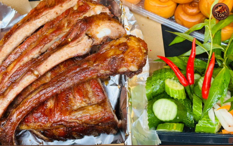 Hương vị hấp dẫn của sườn non quay