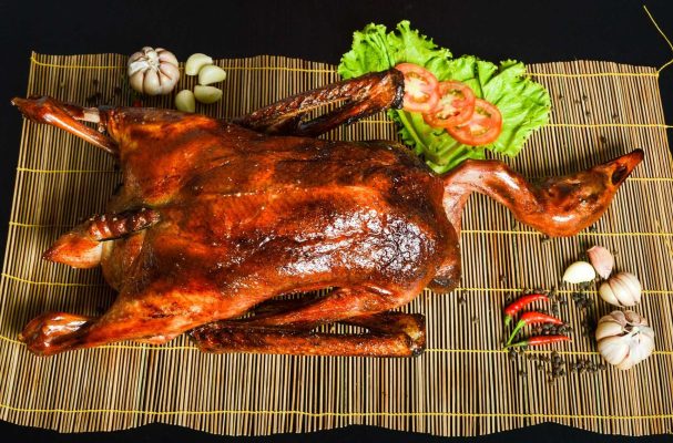 Top quán vịt quay ngon ở TP.HCM được yêu thích nhất