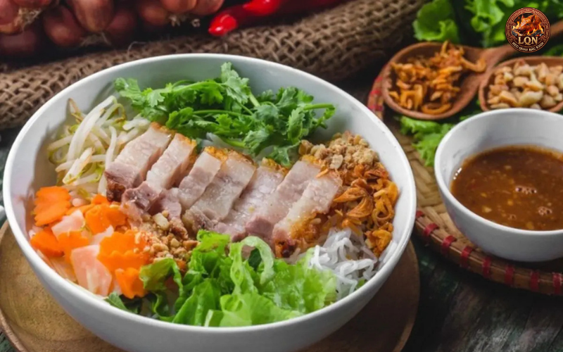 Bún/Mì Heo Quay (Dạng Khô hoặc Nước)
