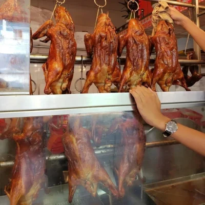 Mua vịt quay ở đâu ngon?